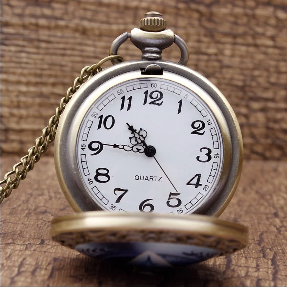 Brand New Star Trek Pocket Watch - Picture 2 of 8